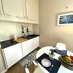 Minu'- Elegant Loft In Certosa