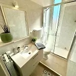 アパート Minu'- Elegant Loft In Certosa